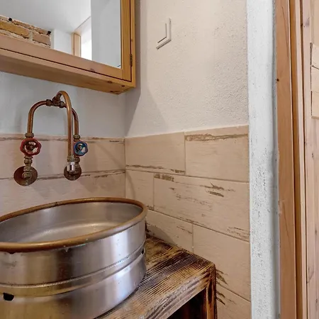 2 Bedroom Amazing In * Pirovac