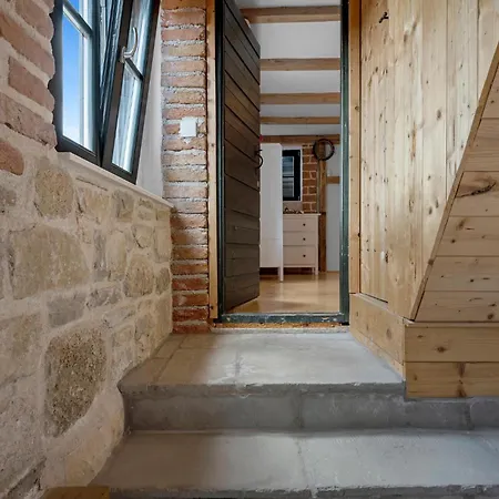 펜션 2 Bedroom Amazing In 피로바츠