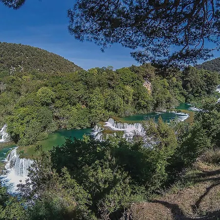 2 Bedroom Amazing In * Pirovac