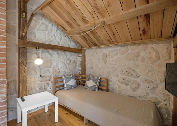 2 Bedroom Amazing In 펜션 *